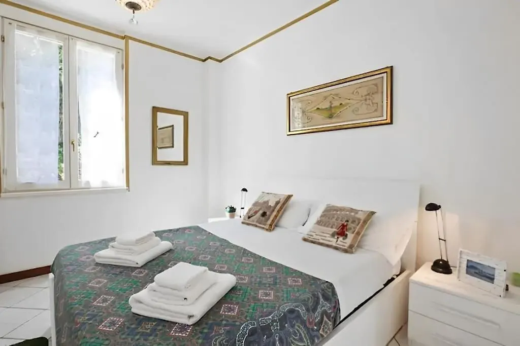 Terrace Lake View Moltrasio Apartment