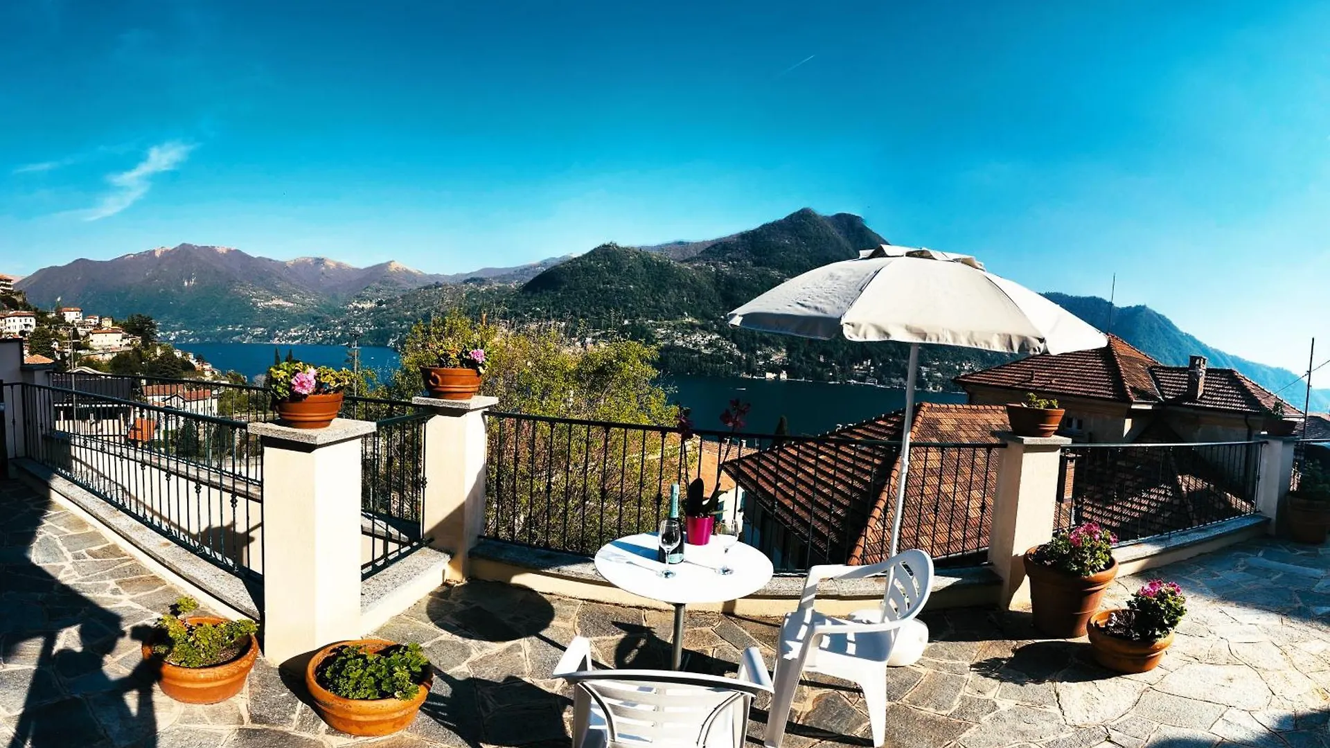 Terrace Lake View Moltrasio Italy